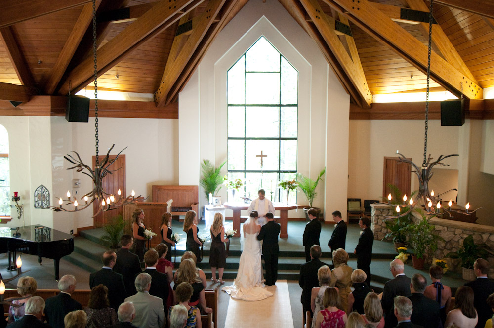 Angela&Brian-beavercreekchapel-weddingphoto